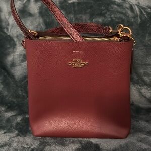 NWOT Coach shoulder bag